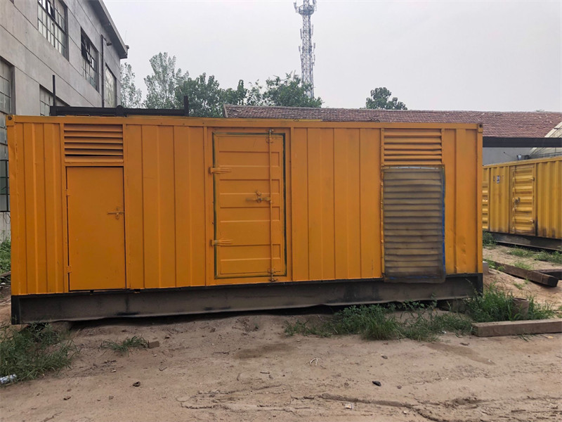 潮南发电机出租进行负载测试时，电瓶电量不足的具体判断标准是什么？